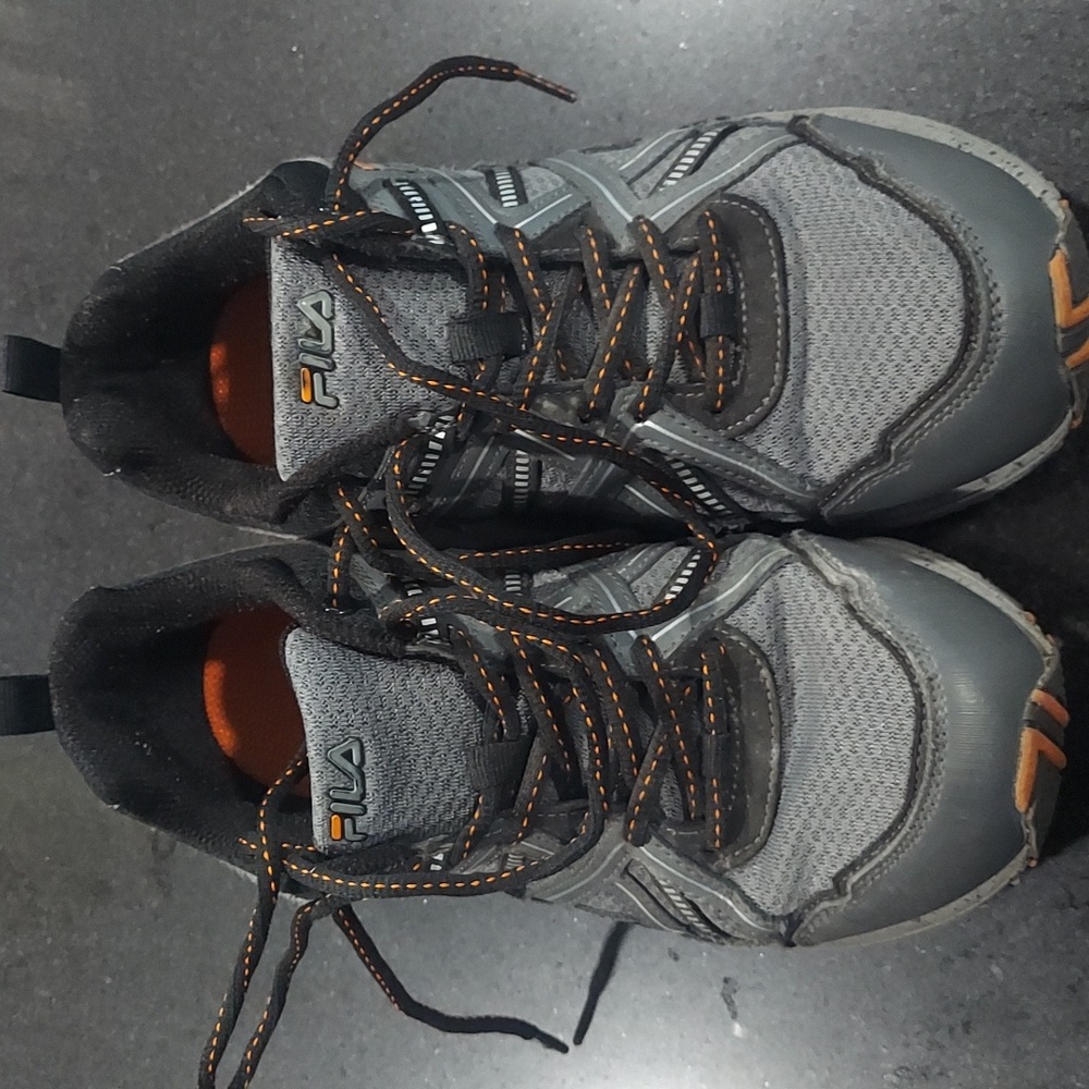 Fila Sneakers Gray Orange 1JW00839-054 Men's Size US 8.5